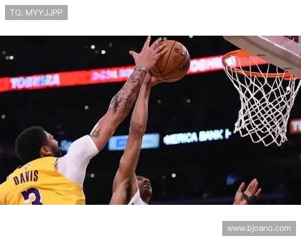 安东尼戴维斯统治禁区全面解析湖人内线核心崛起之路